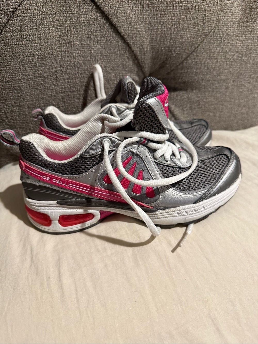 C9 Champion Mako Running Shoes Women’s 5.5 Gray Pink Sneakers w/ Box